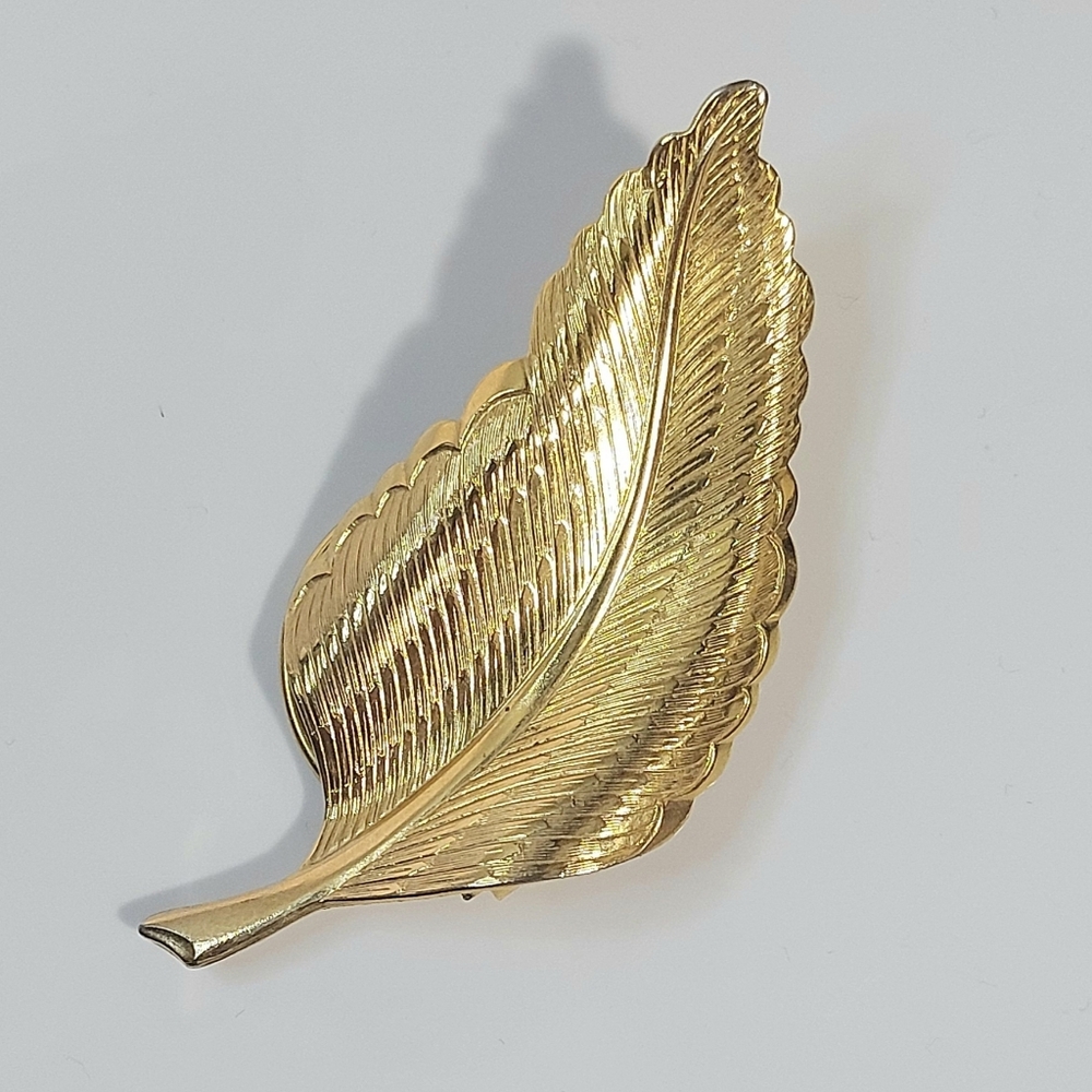 Gold Leaf Scarf Clip